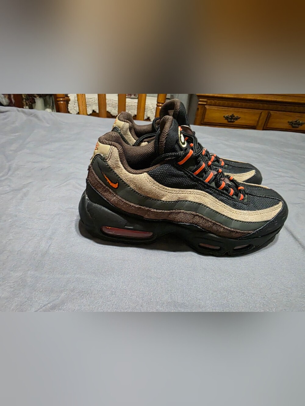 Nike Kids Sneakers in Black, Brown and Orange